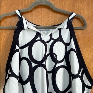 Black and White Circle Pattern Tank Top